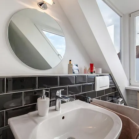Taunus-zimmer Skyline-blick Apartament *